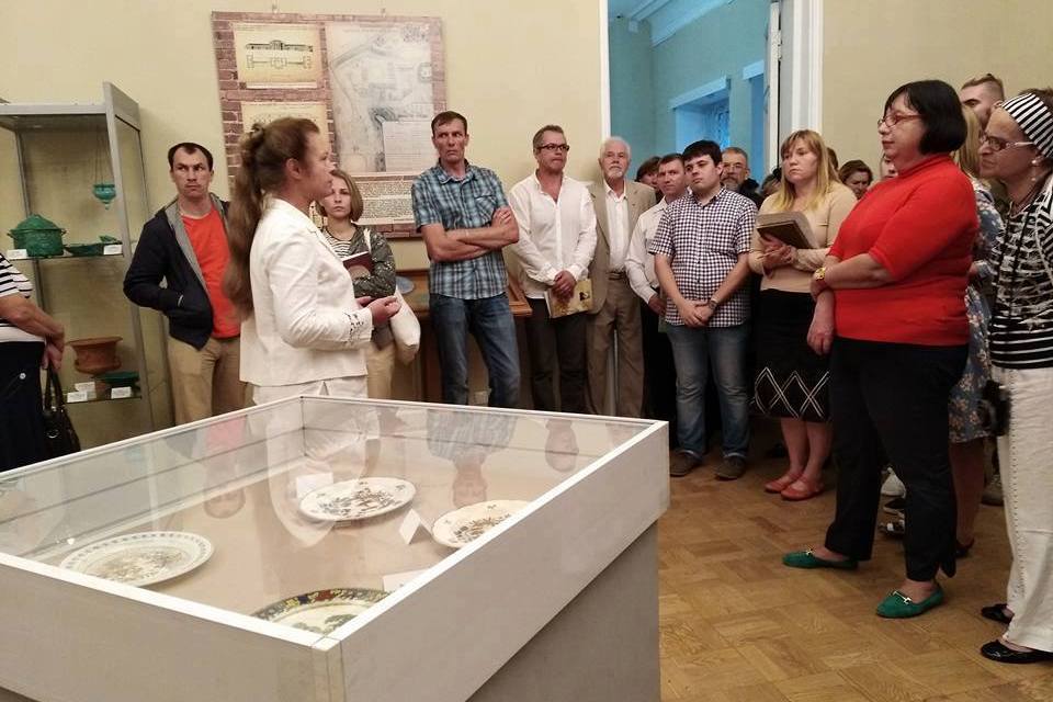 ������ ������'�